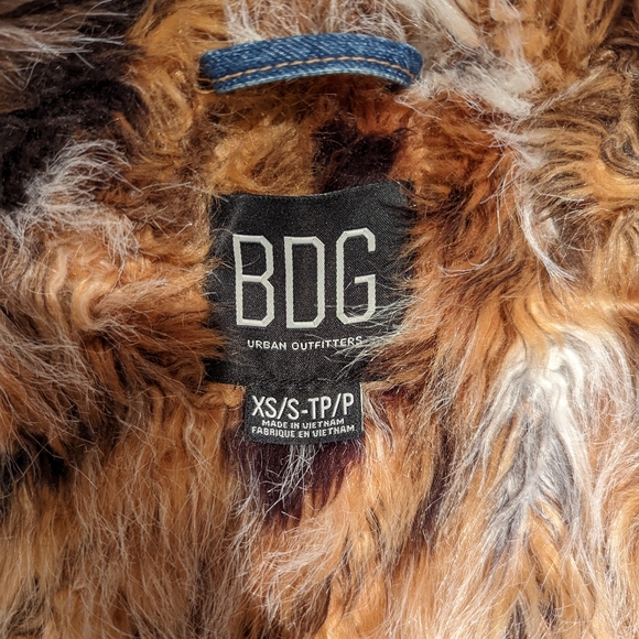 BDG denim jacket with faux fur - size xs/s - Picture 5 of 5